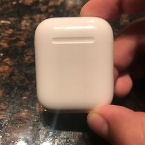 Apple AirPods Gen 1